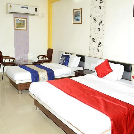 Hotel Neelkanth Residency Gándhínagar Exteriér fotografie