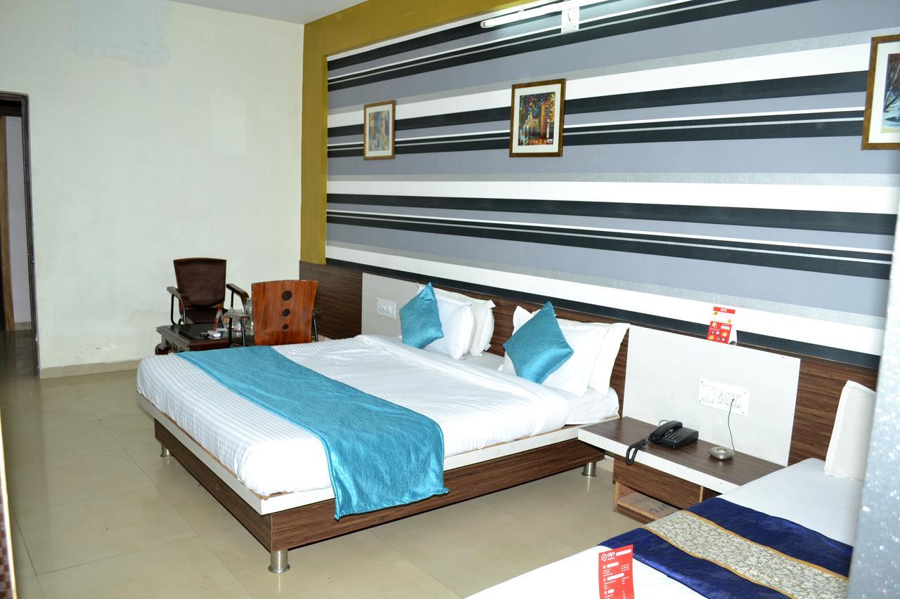 Hotel Neelkanth Residency Gándhínagar Exteriér fotografie
