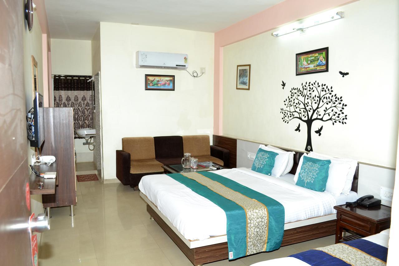 Hotel Neelkanth Residency Gándhínagar Exteriér fotografie